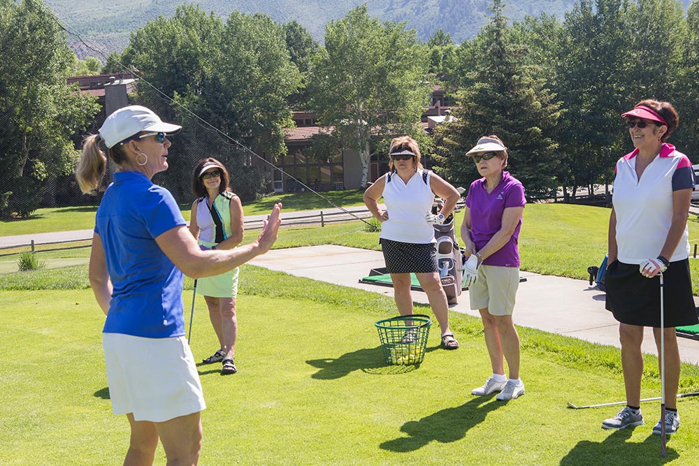Group golf lessons in Denver, CO Group golf lessons in Denver, CO